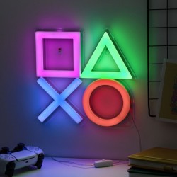 PlayStation LED Duvar Lambası Her simgeye uyması için pembe, yeşil, kırmızı ve mavi LED'ler bulunur. Herhangi bir alana renk katar.